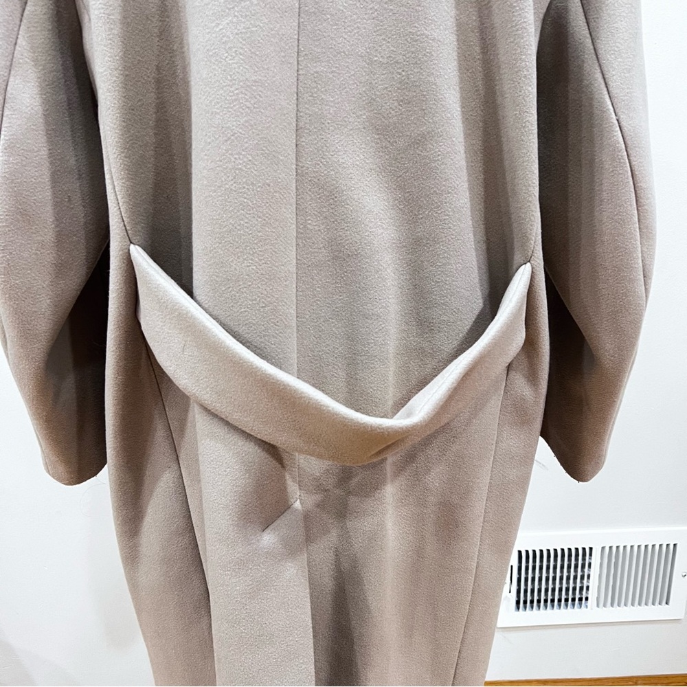 H&M 3 button down coat - Picture 3 of 4
